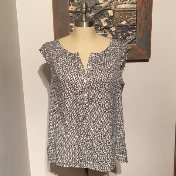 LOFT patterned top - Picture 1 of 2